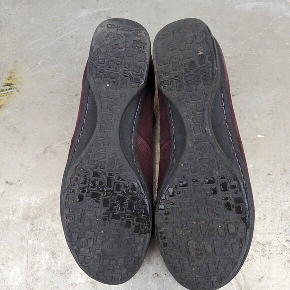 Dansko Laura Nubuck Cross Strap Perforated Wedge Shoes PURPLE Womens 40 - Picture 4 of 4